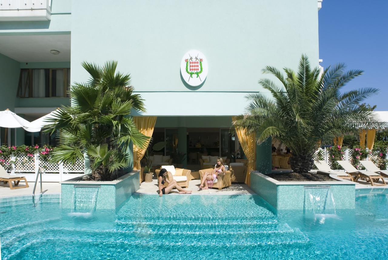 Hotel Montecarlo Bibione Exterior foto