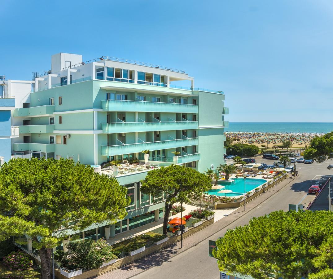 Hotel Montecarlo Bibione Exterior foto